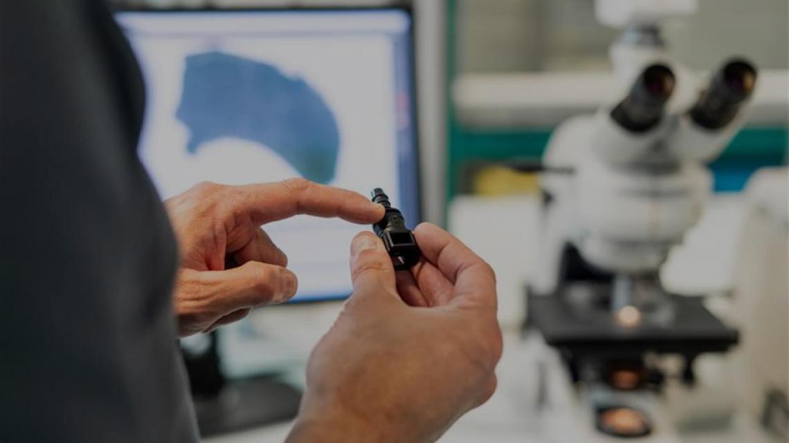 Designing a vial capping